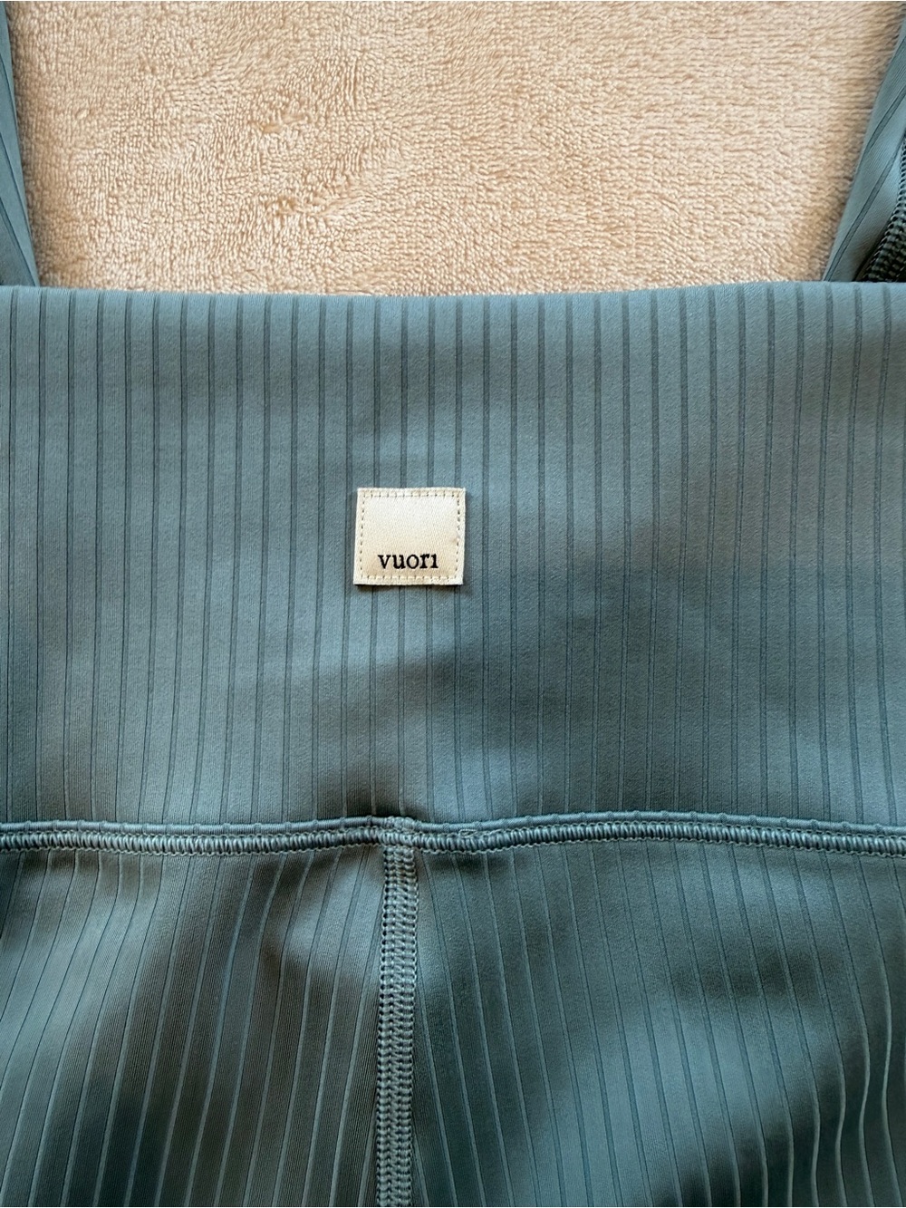 Vuori Inversion Rib Leggings - Picture 5 of 10